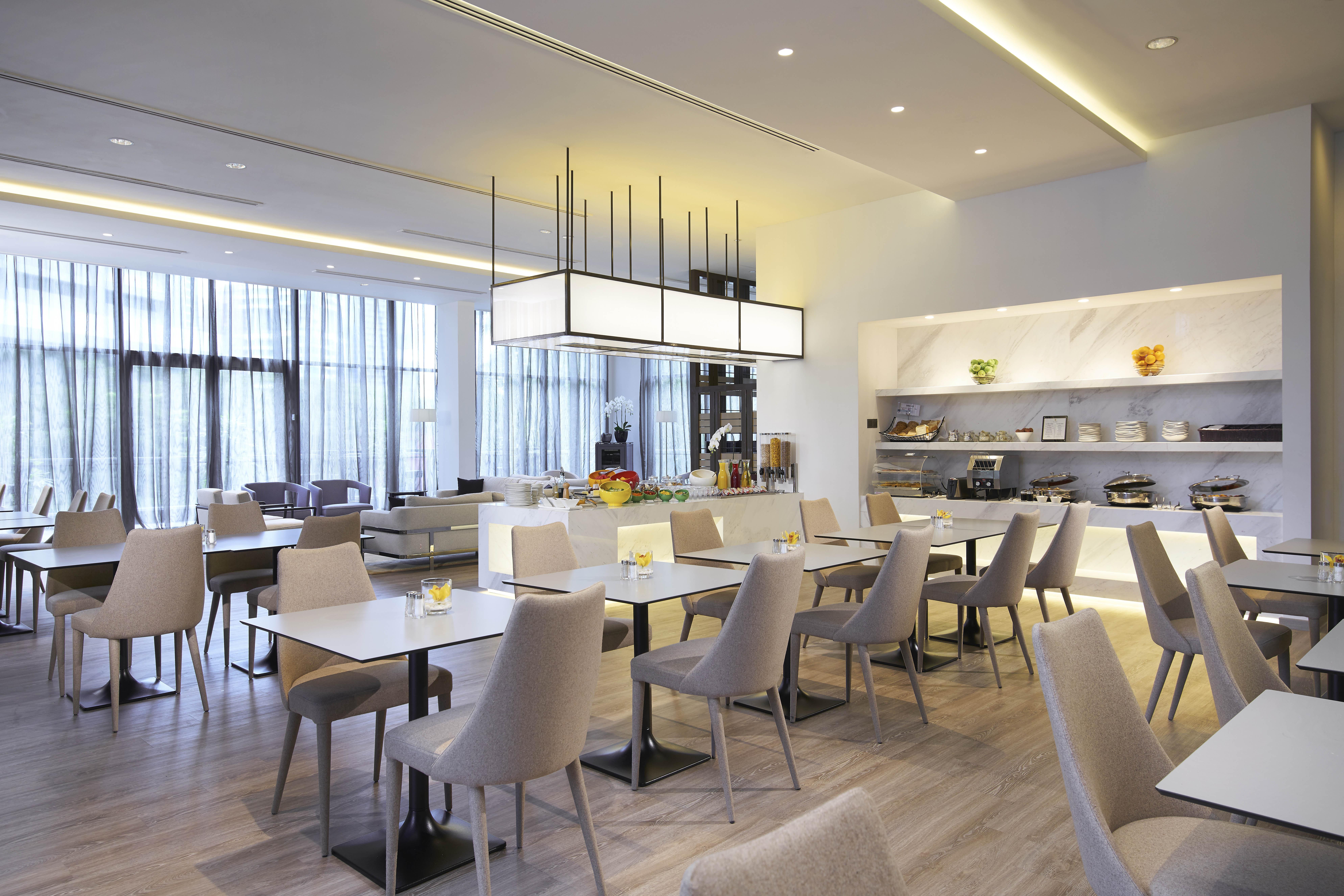 Pan Pacific Serviced Orchard, Khách sạn hẻo lánh Singapore